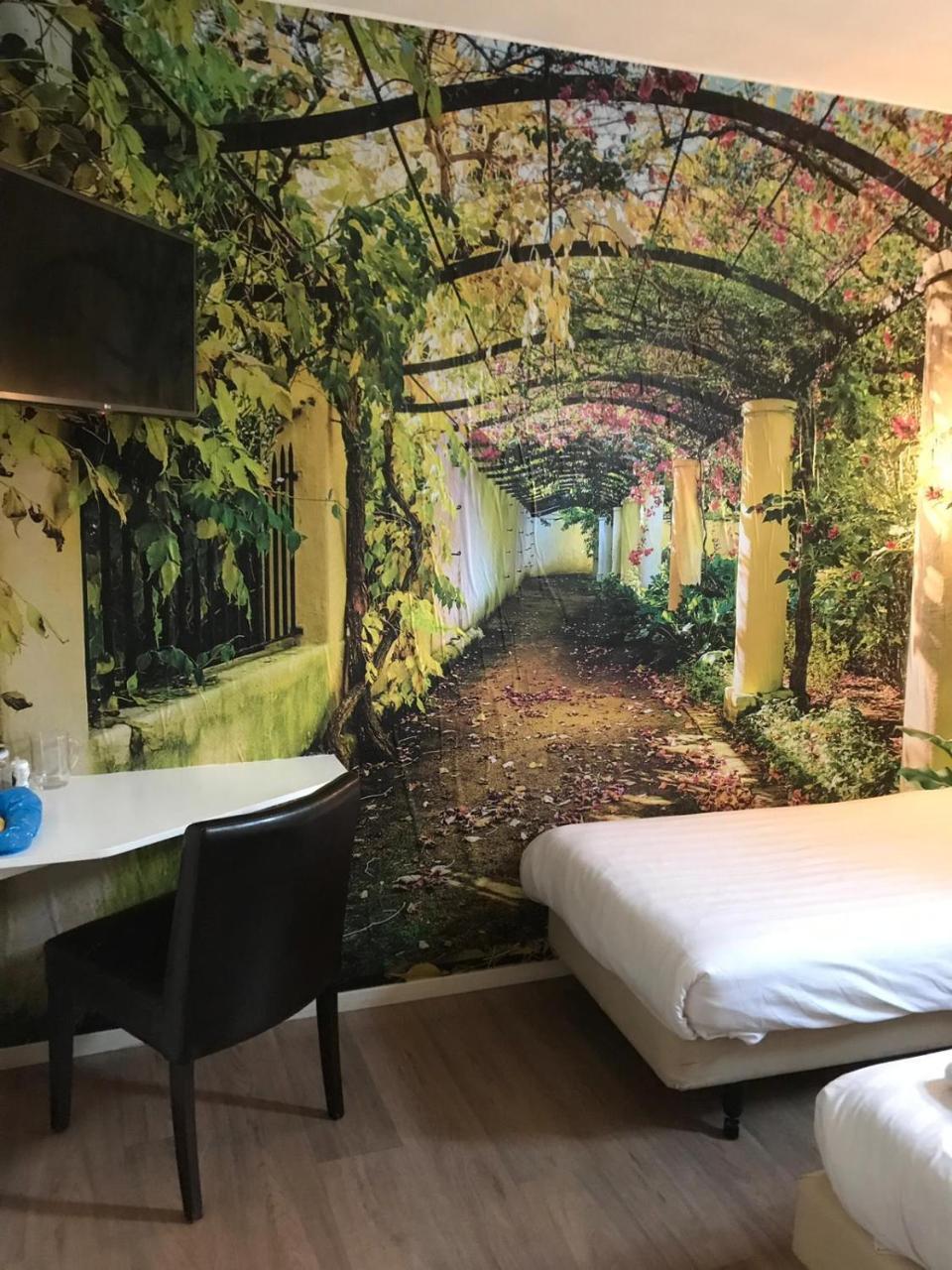 Hotel Velsen 에이모이덴 외부 사진